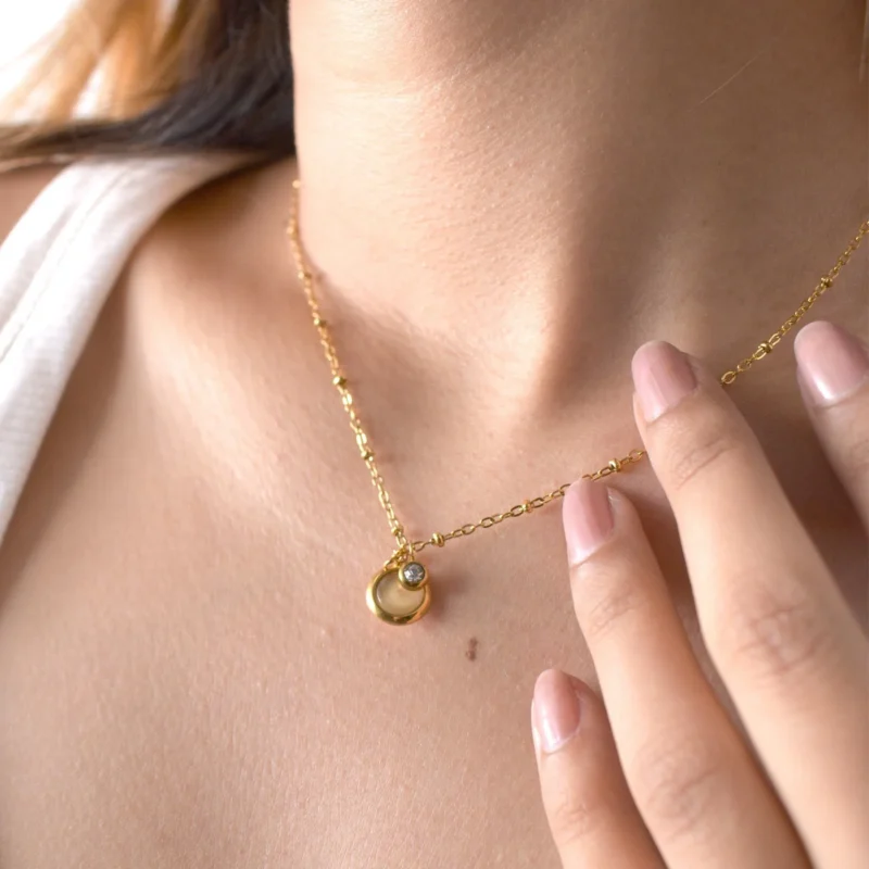 Amber-Necklace-5